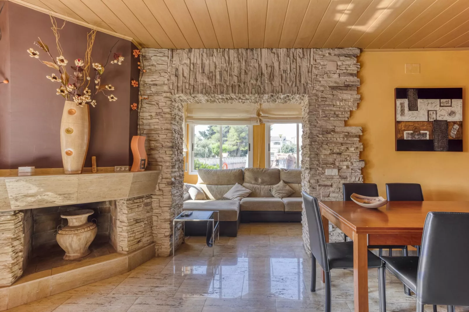 Casa Ausias-Living room