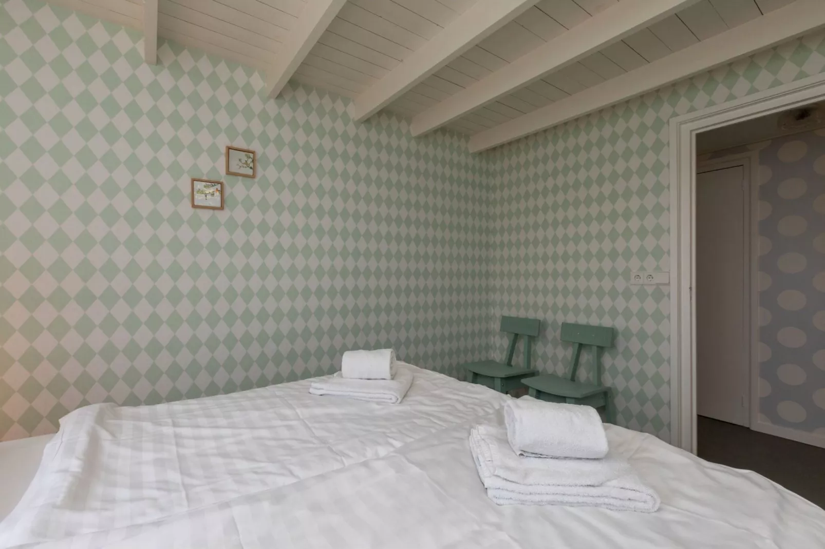Appartement - Kon Emmaweg 6  Vrouwenpolder bovenapp-Bedroom