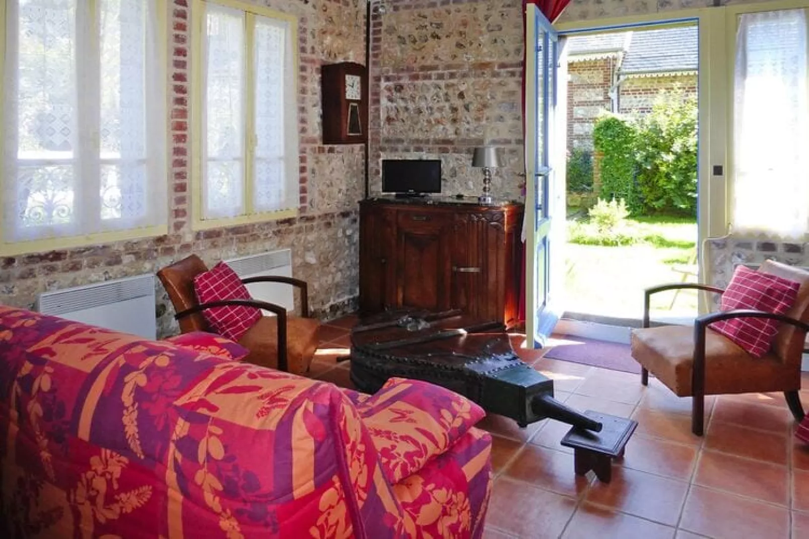 Holiday home La Poterie Cap d'Antifer-Living room