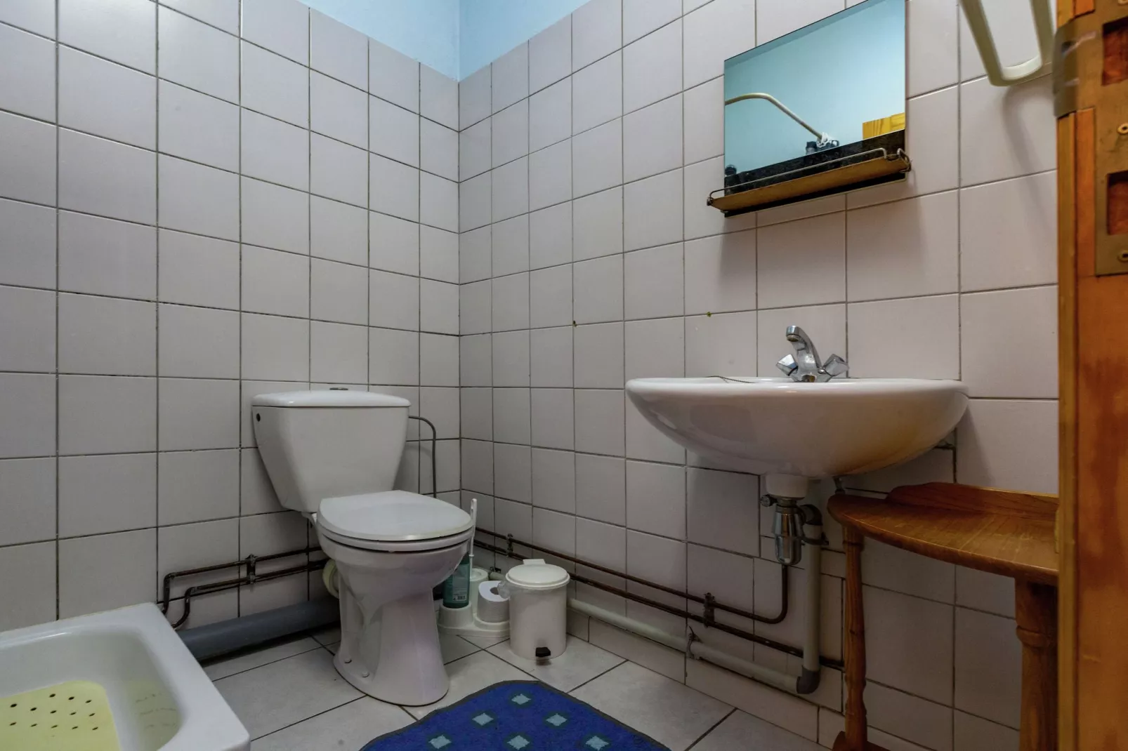 Bourcy-Bathroom