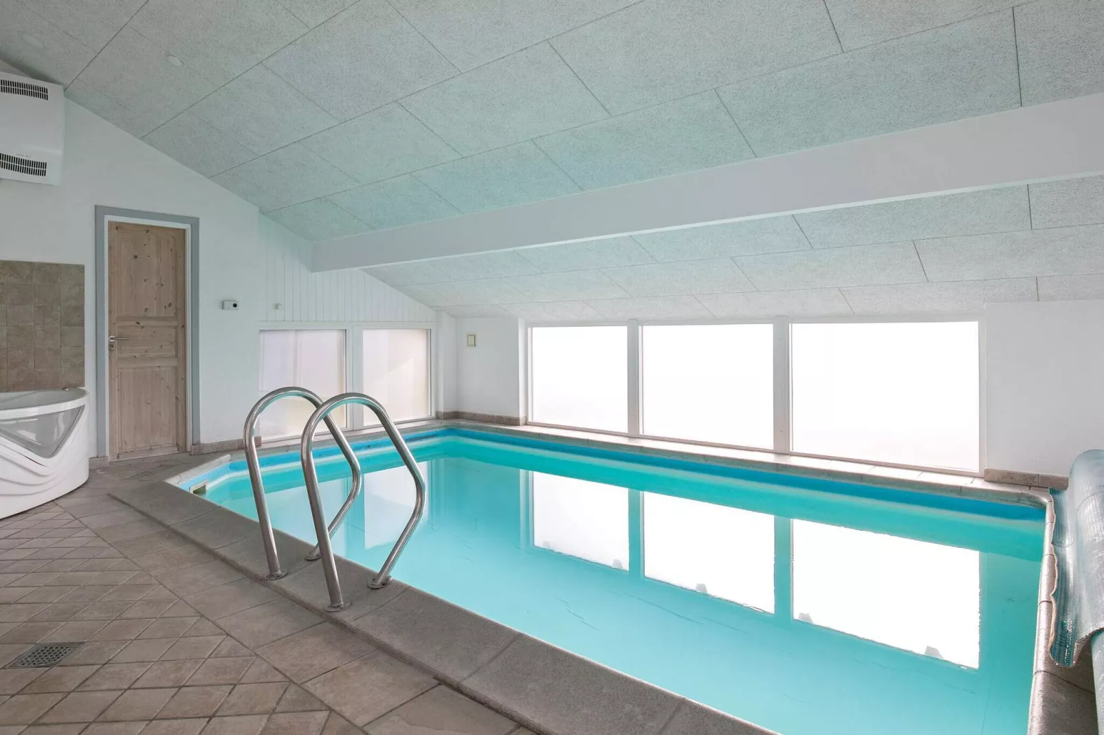 10 Personen Ferienhaus in Løkken-By Traum-Schwimmbad