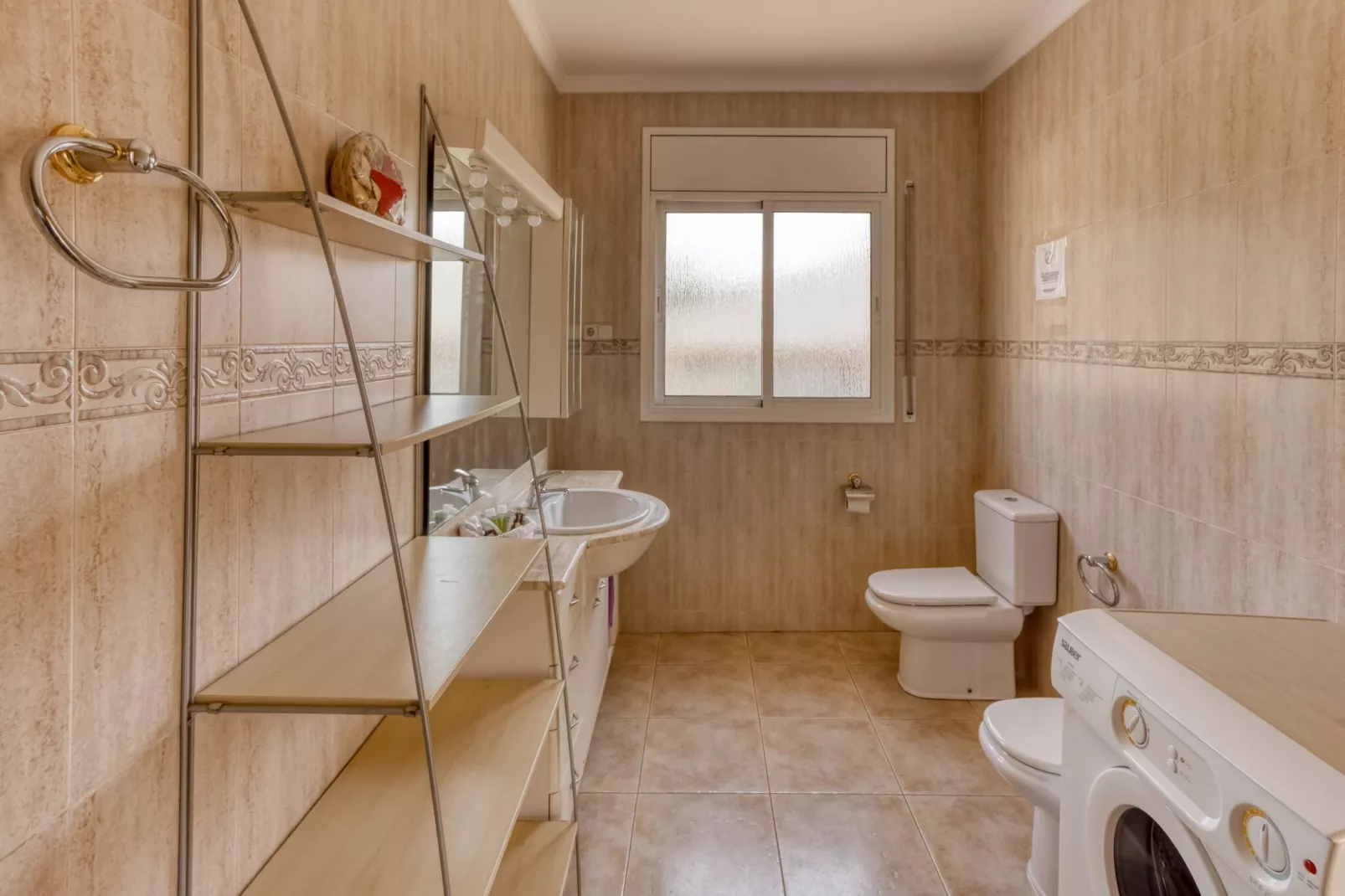Casa Ausias-Bathroom