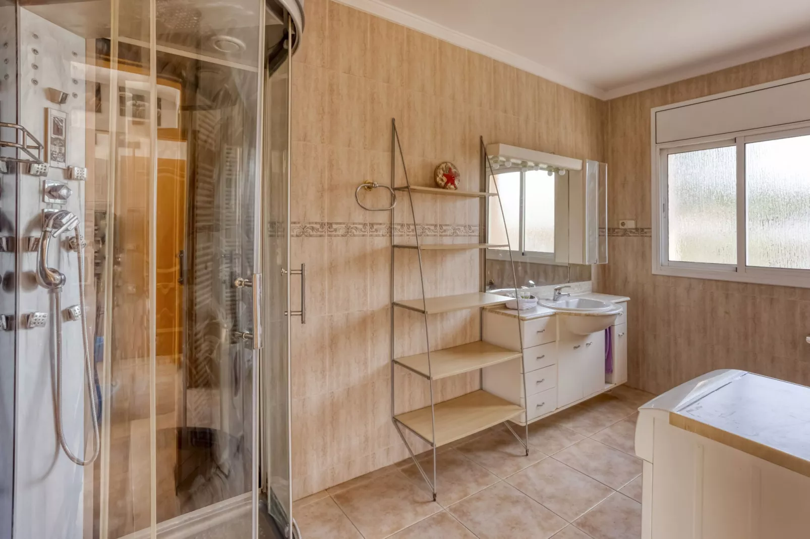 Casa Ausias-Bathroom