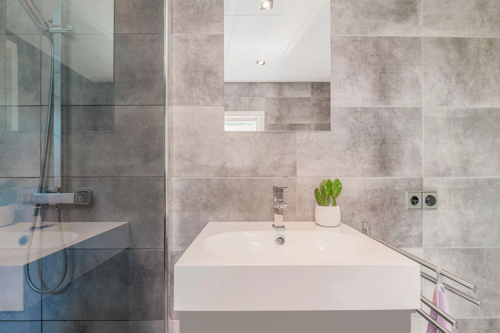 Steenmarter-Bathroom