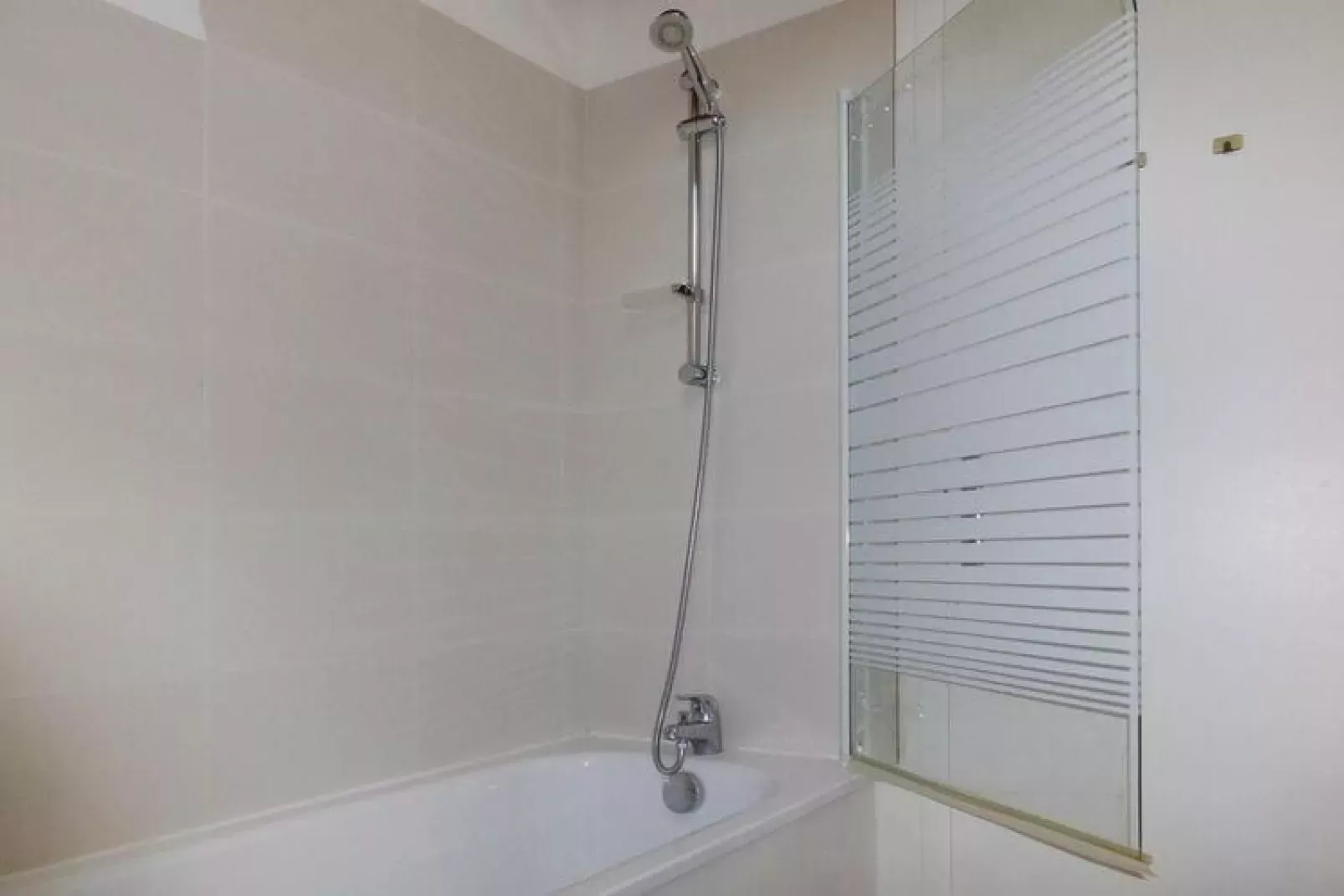 Holiday flat Manneville-ès-Plains-Salle de bain
