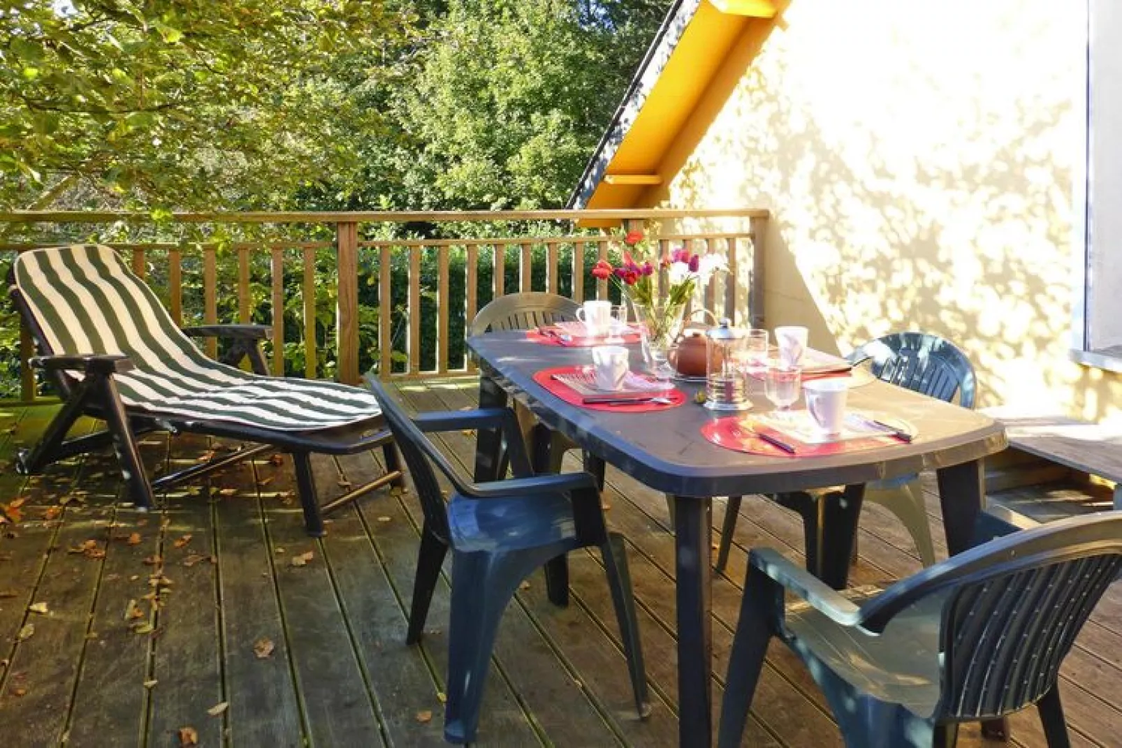 Holiday flat Manneville-ès-Plains-Terrasse