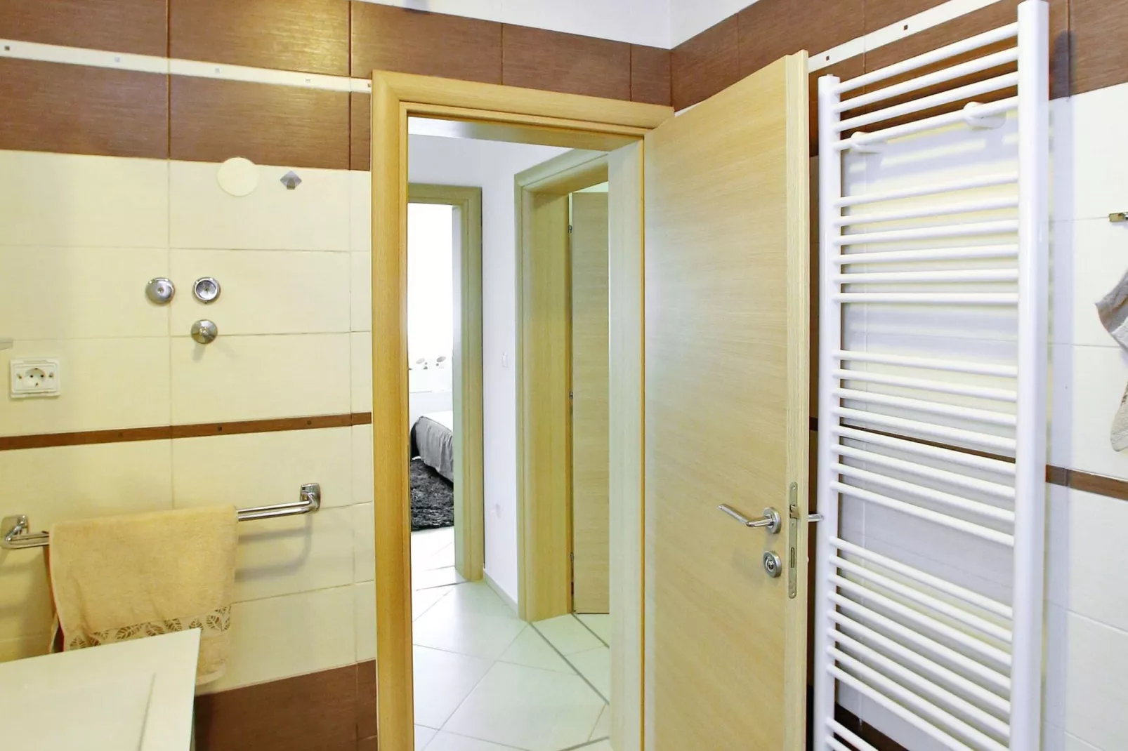 Apartment 1 Bibinje-Bathroom