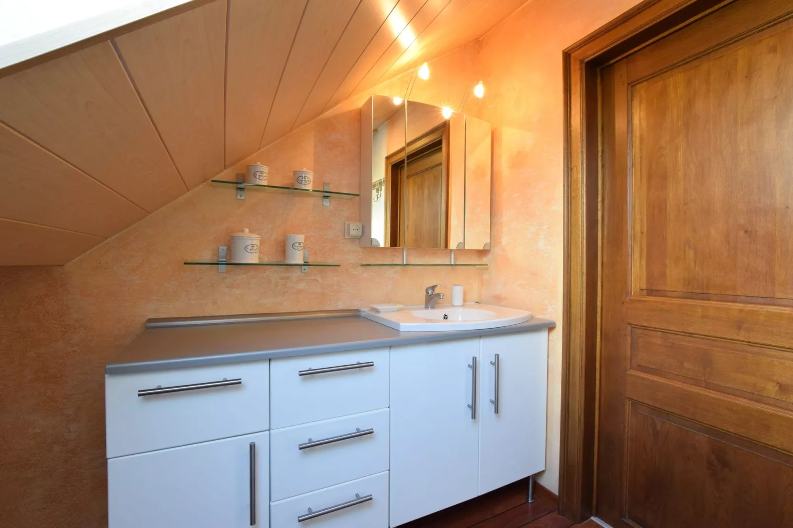 La Maison des Grands Prés-Bathroom