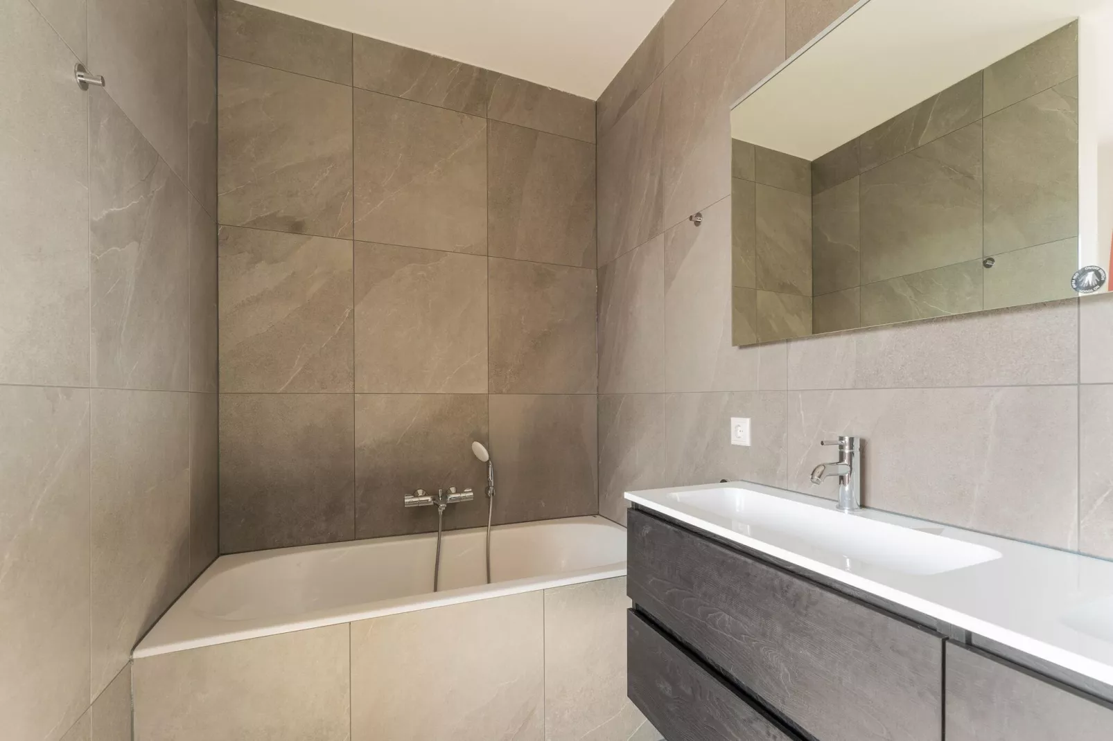 Villa Harderwold 352-Bathroom