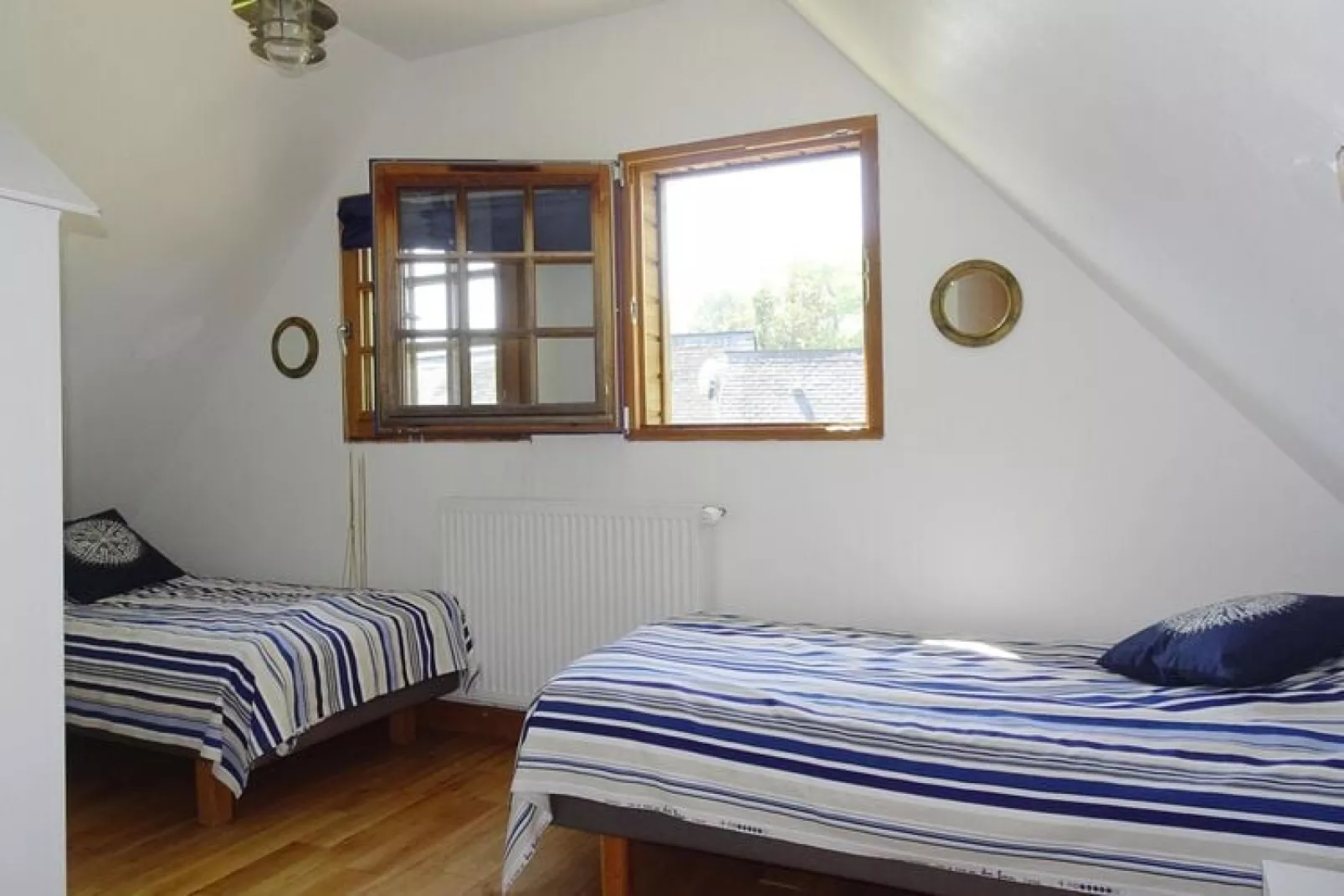 Holiday home St-Martin-aux-Buneaux-Schlafzimmer