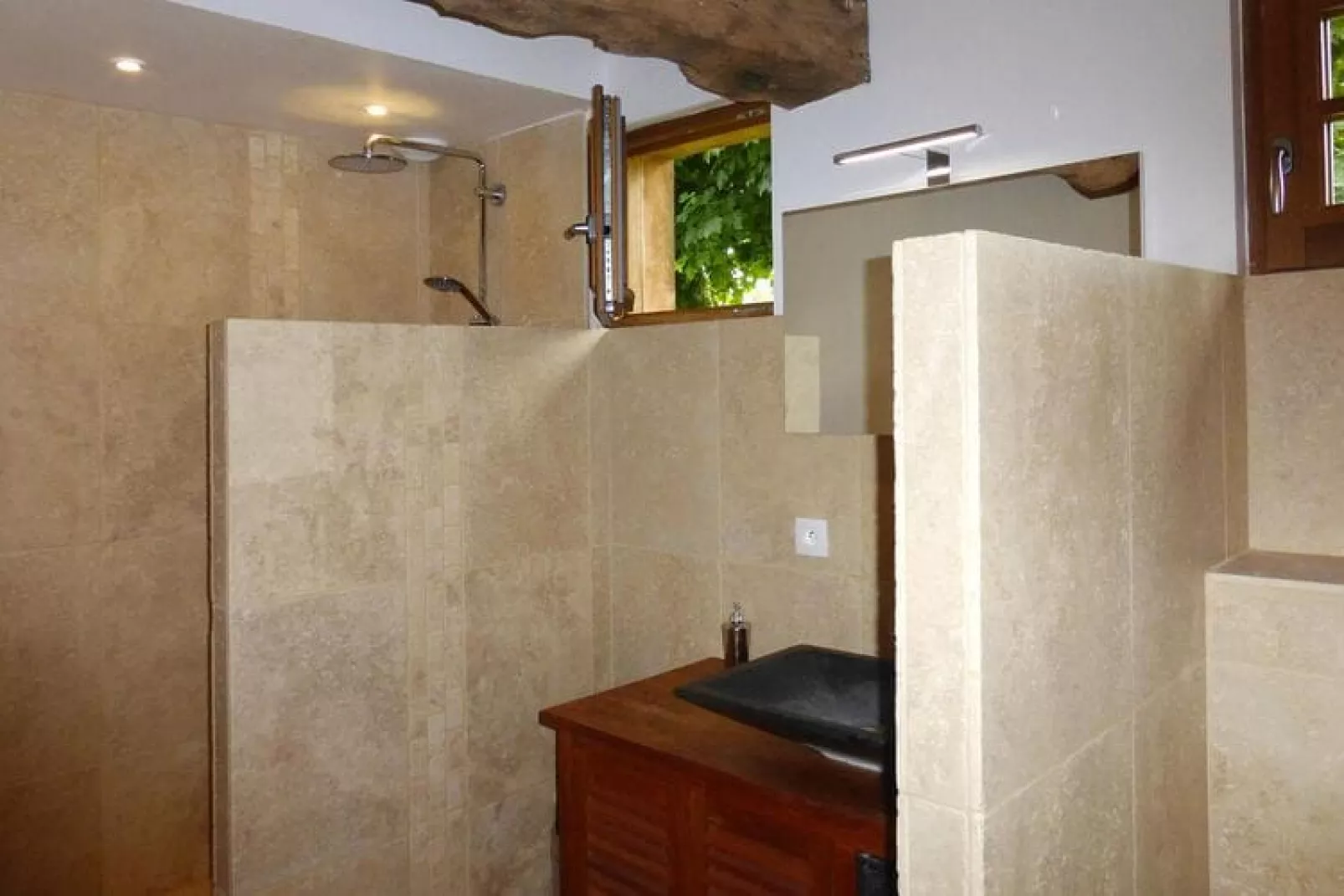 Holiday home St-Martin-aux-Buneaux-Badezimmer