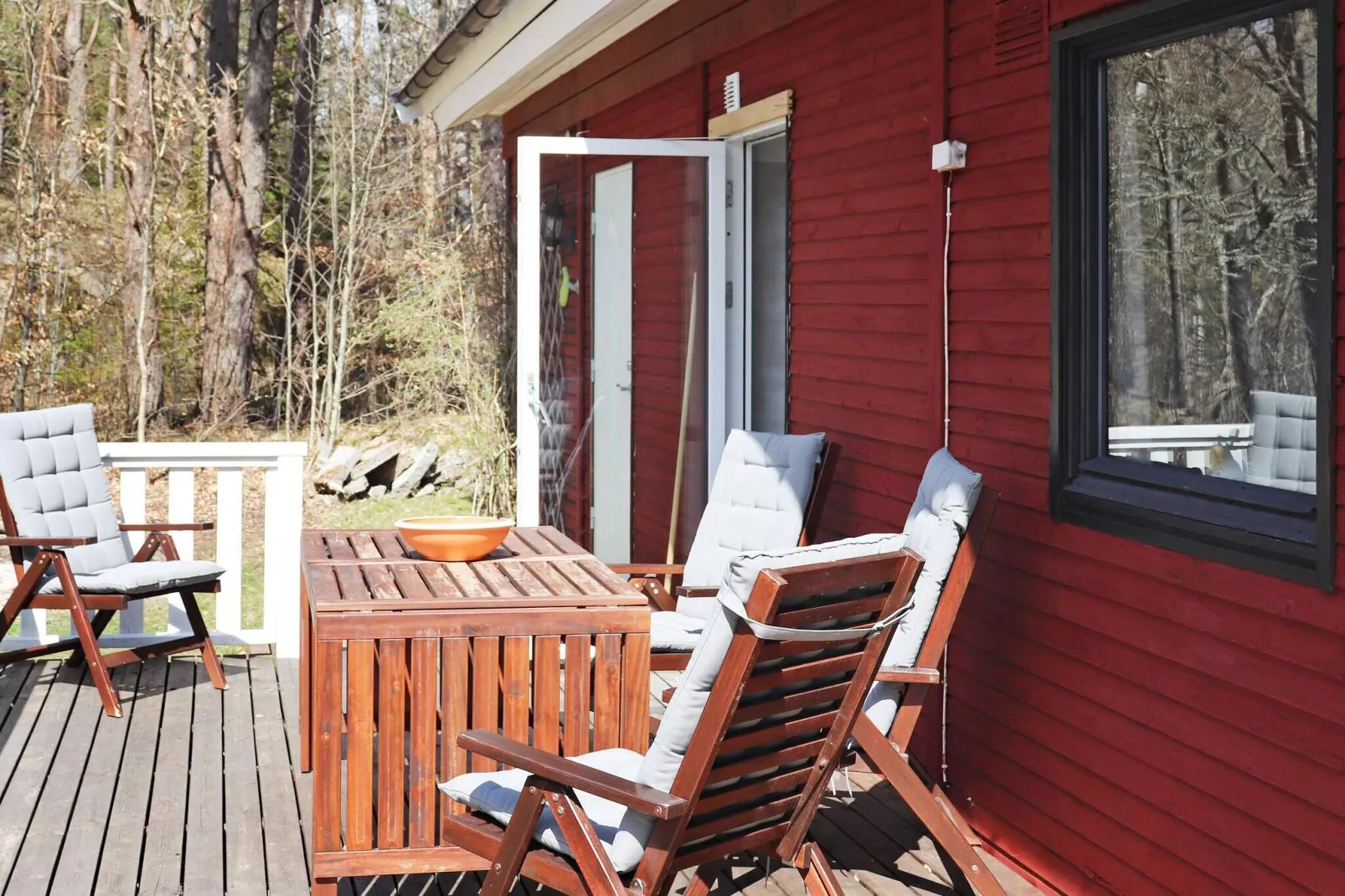 4 person holiday home in KNÄRED-By Traum-Outdoor