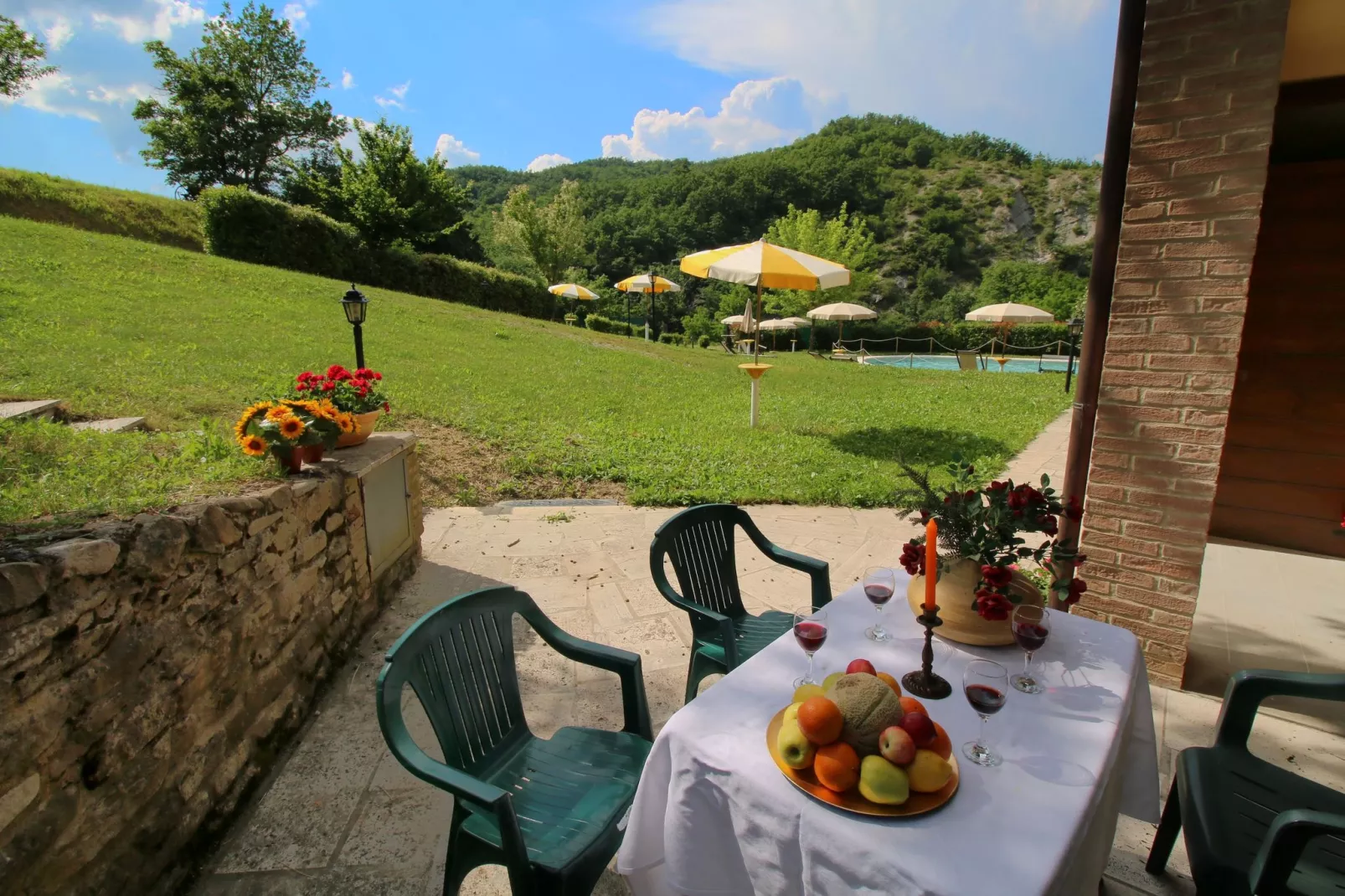 Orzo-Terrace balcony
