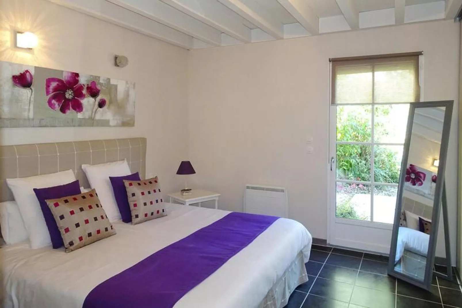 Holiday home St Martin-aux-Buneaux-Bedroom