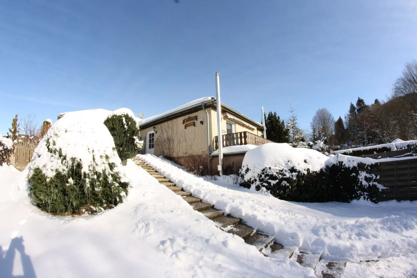 Ferienwohnung I Diemelsee-Exterior winter