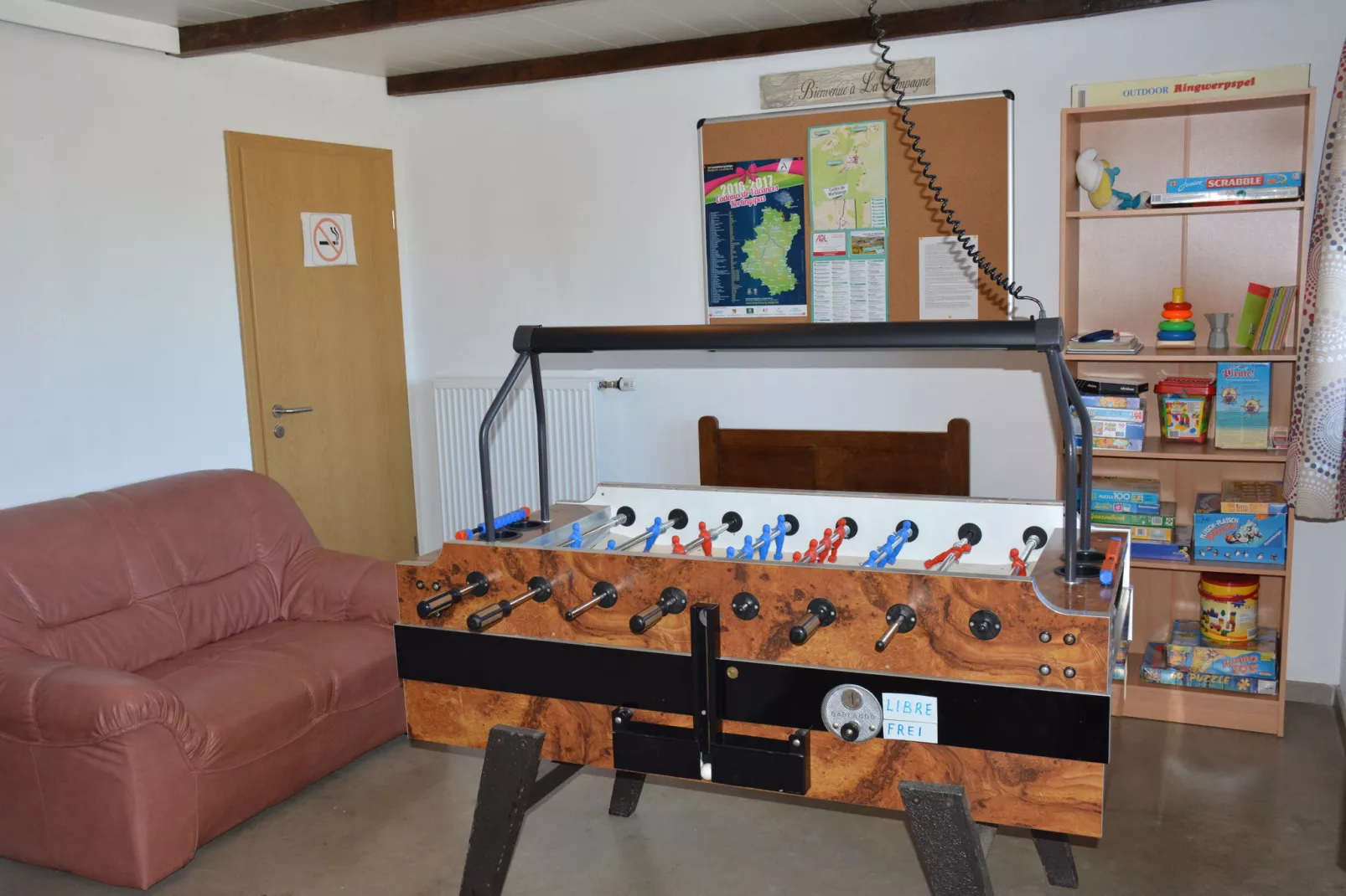 Aux Hirondelles-Recreation room