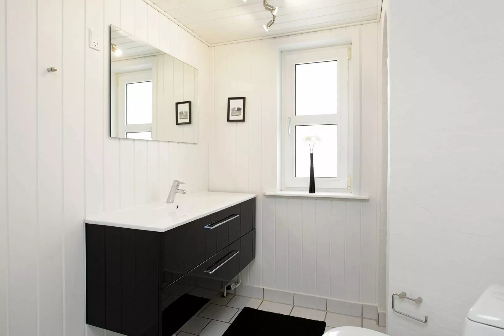 Luxury Retreat with Pool - By Traum Ferienwohnungen-Indoor