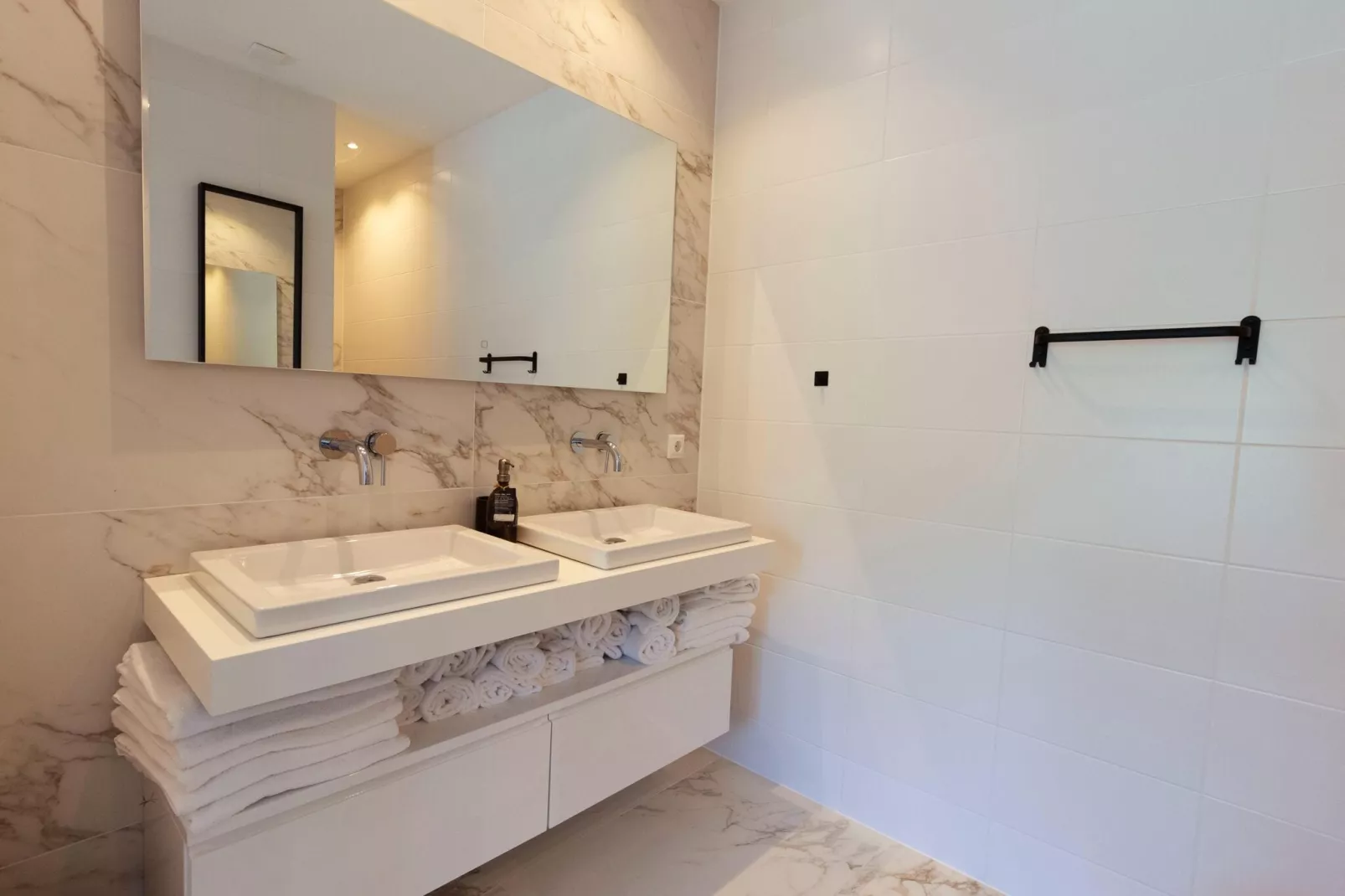 Rixwolde vakantievilla 430-Bathroom