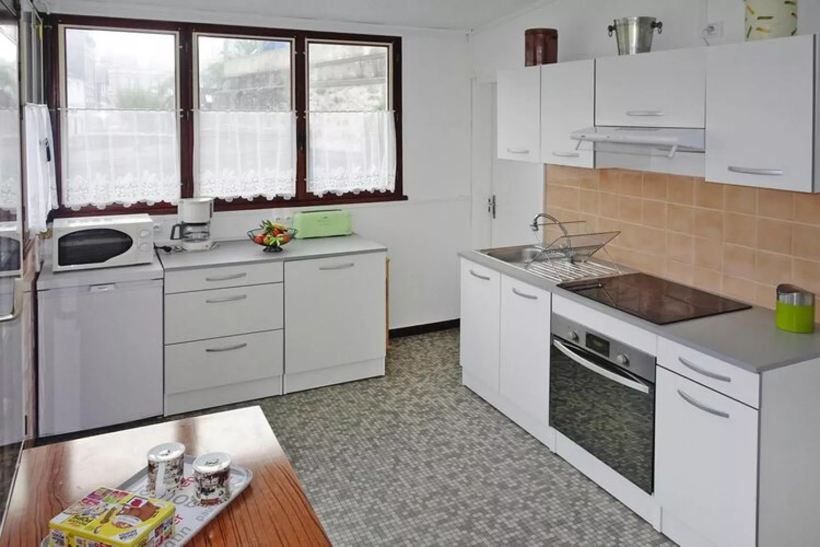 Semi-detached house Fécamp-Kitchen