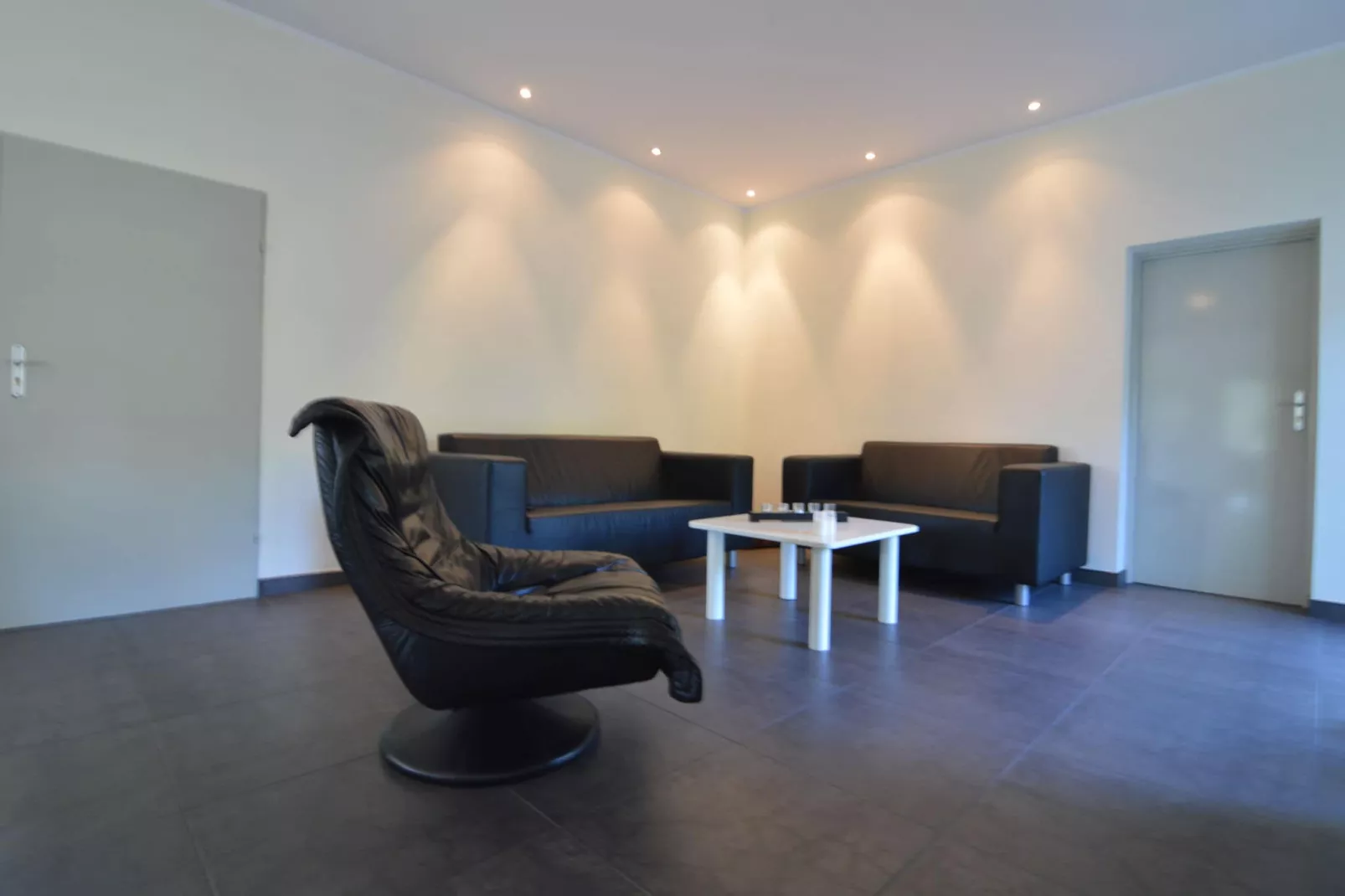 Lacus-Living room