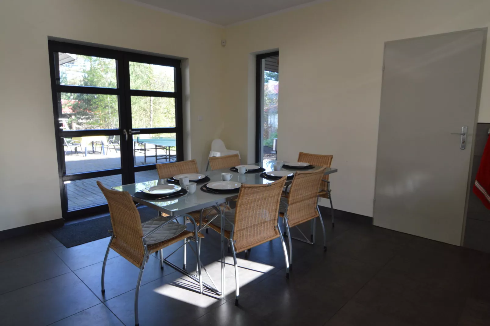 Lacus-Dining room