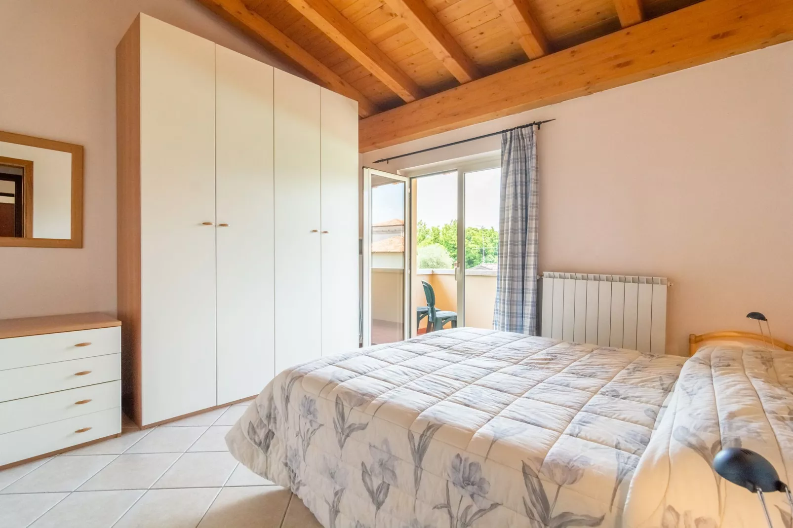 Golf A-Bedroom
