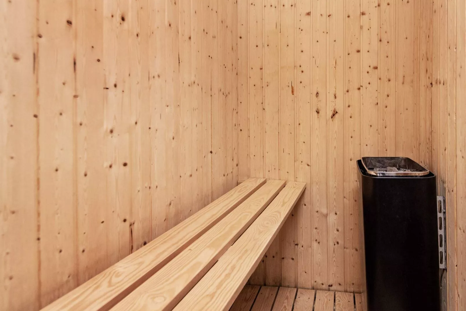 10 person holiday home in Allingåbro-By Traum-Sauna