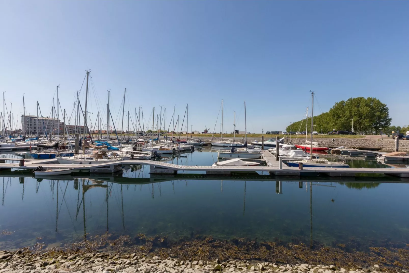 Havenweg 8-16-Areas summer 1km