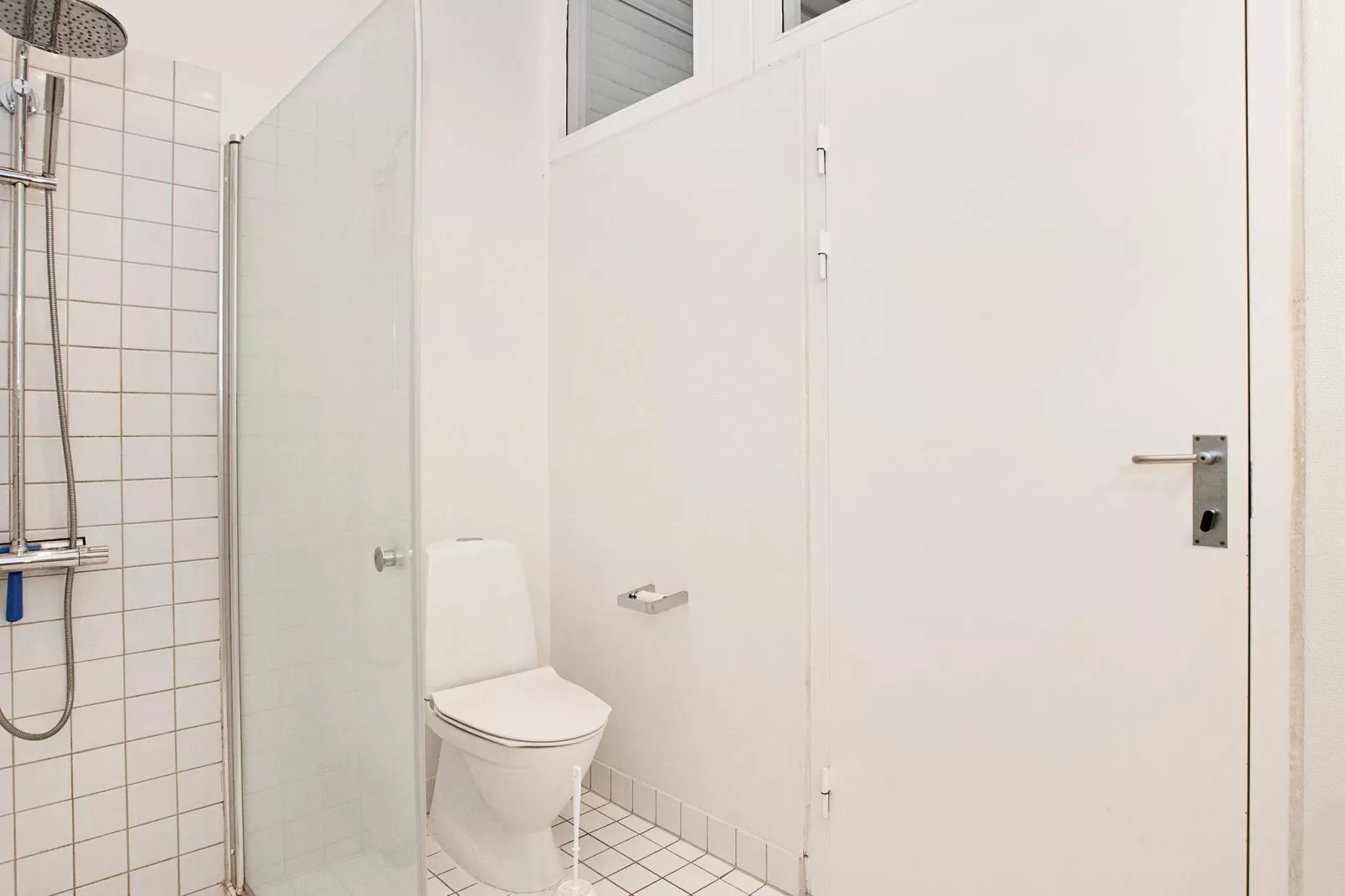 3 room,w/partially seaview-Indoor