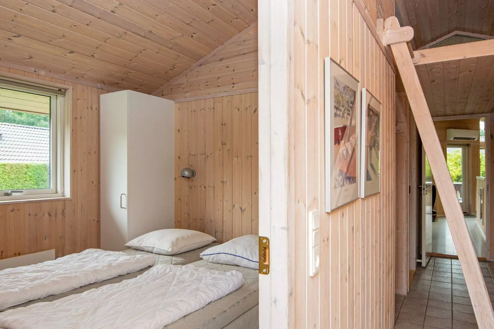 Tranquil Retreat by Sea - By Traum Ferienwohnungen-Indoor