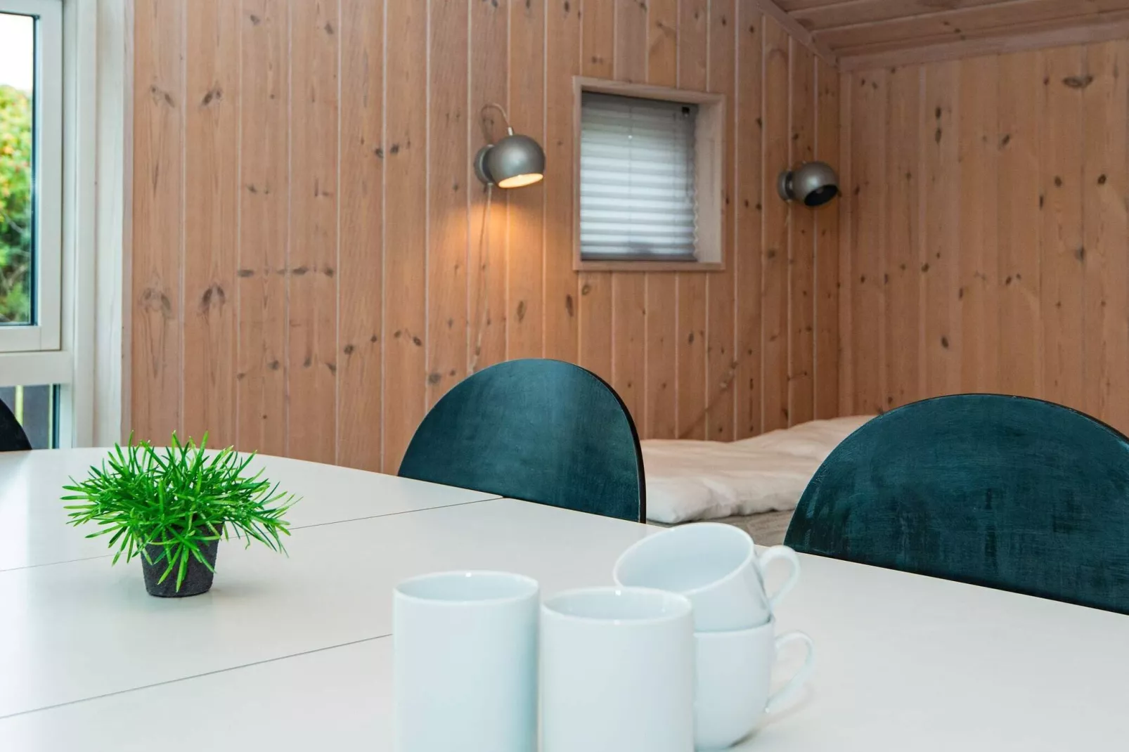 Tranquil Retreat by Sea - By Traum Ferienwohnungen-Indoor