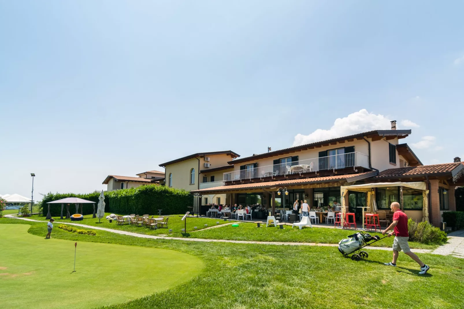 Golf A-Facilities