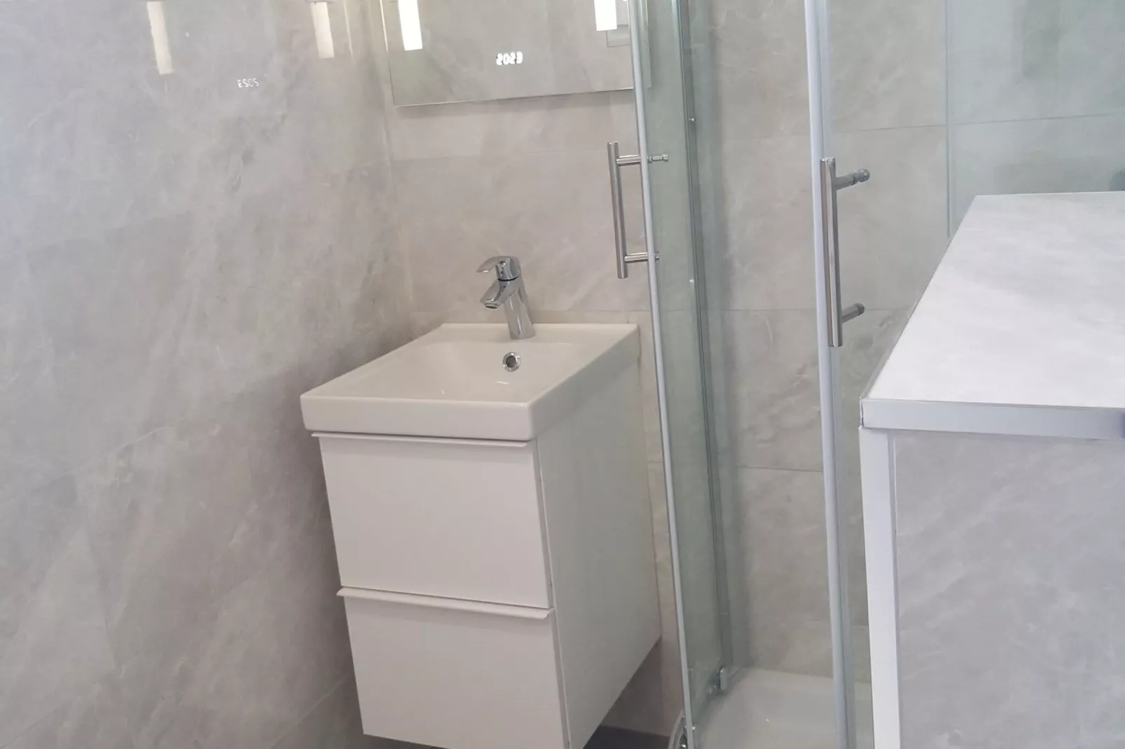 Villa Almas holiday house-Bathroom