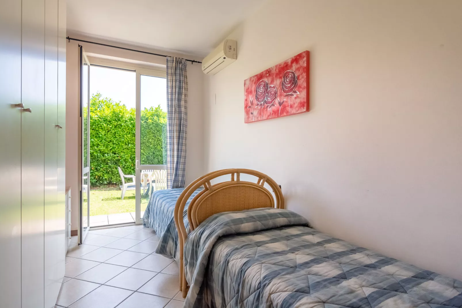 Golf B-Bedroom