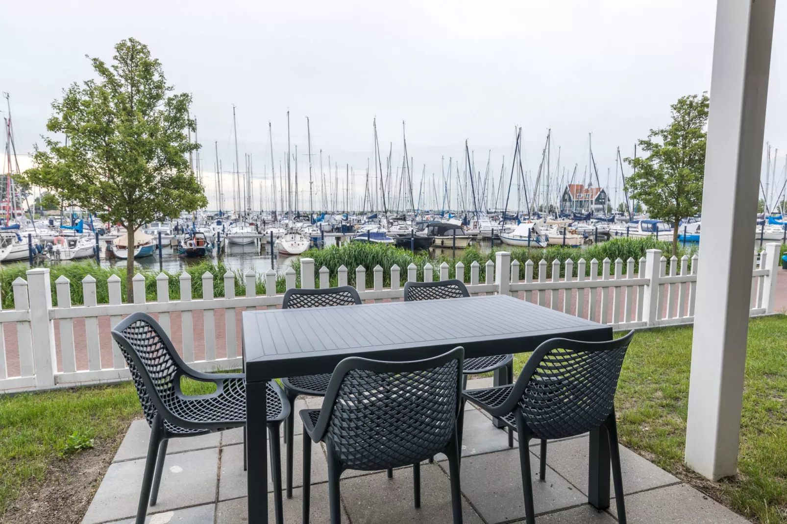 Marinapark Volendam 11-Terrace balcony