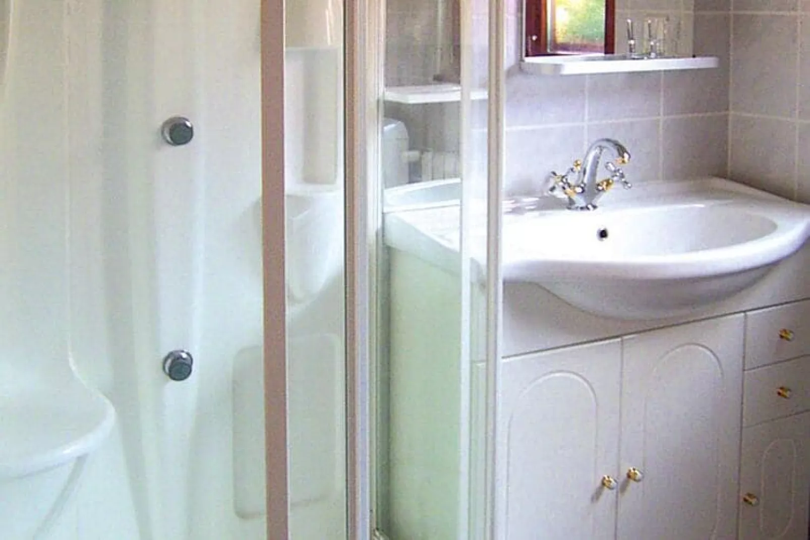 Semi-detached house Hinsbourg-Bathroom