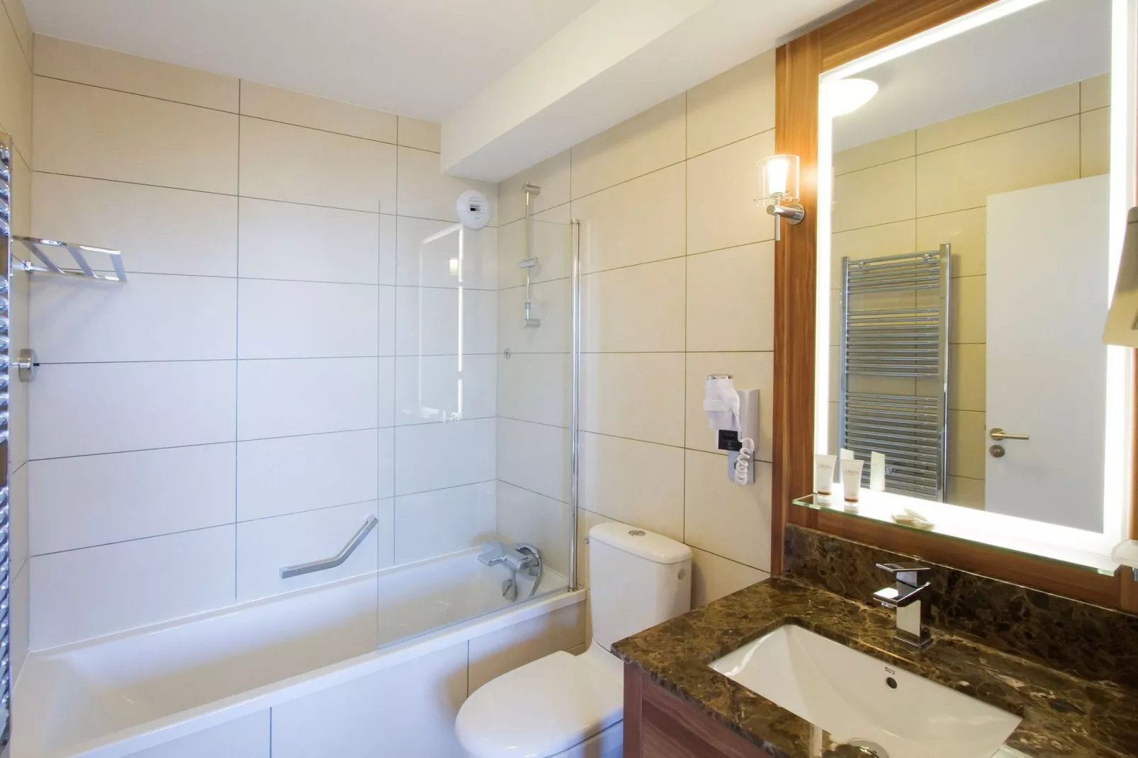 Appart'Hotel Eden 2-Bathroom