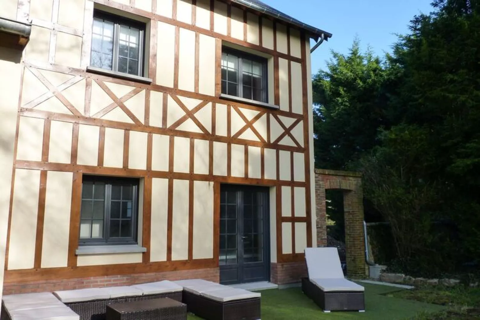 Semi-detached house Rieux - 8 pers-Außenbereich Sommer