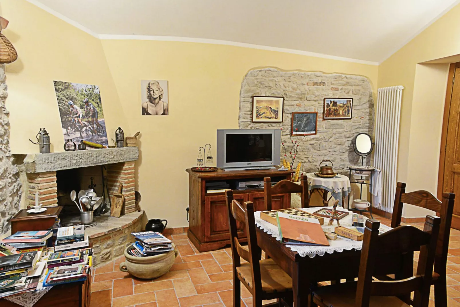Il Fiordaliso-Dining room