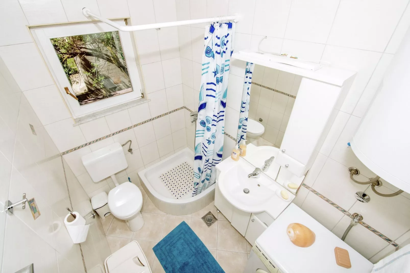 Holiday house Blanka-Bathroom