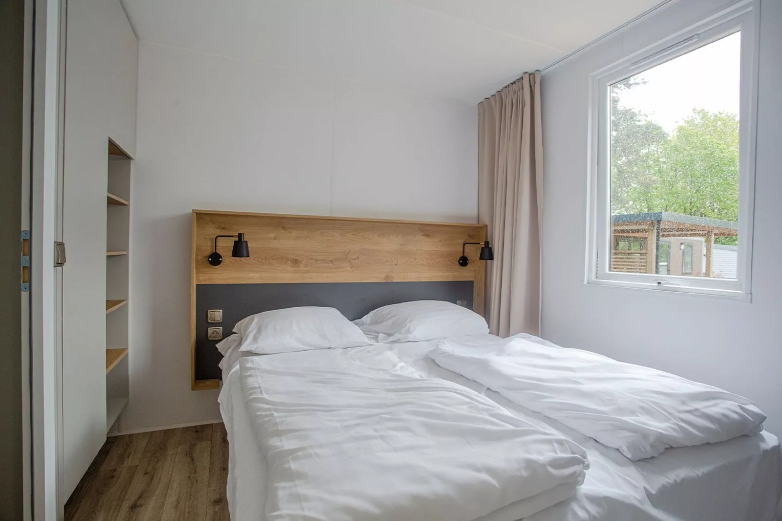Vakantiepark De Thijmse Berg 8-Bedroom