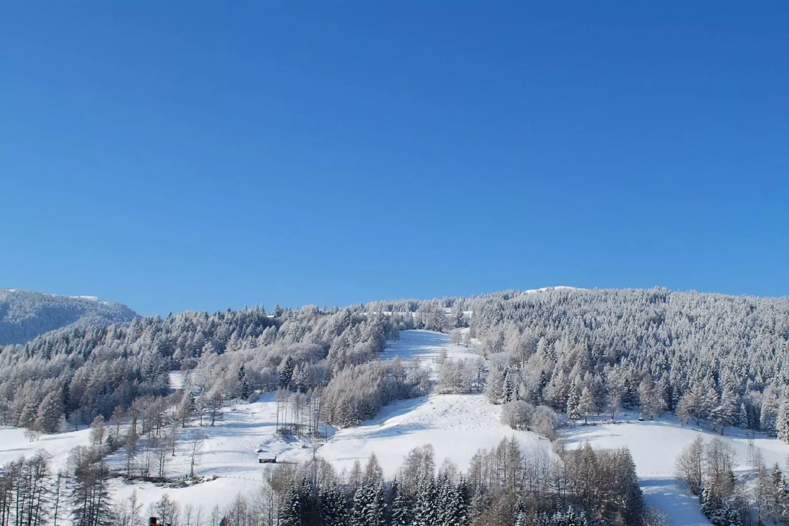 Haus Lax-Area winter 1km