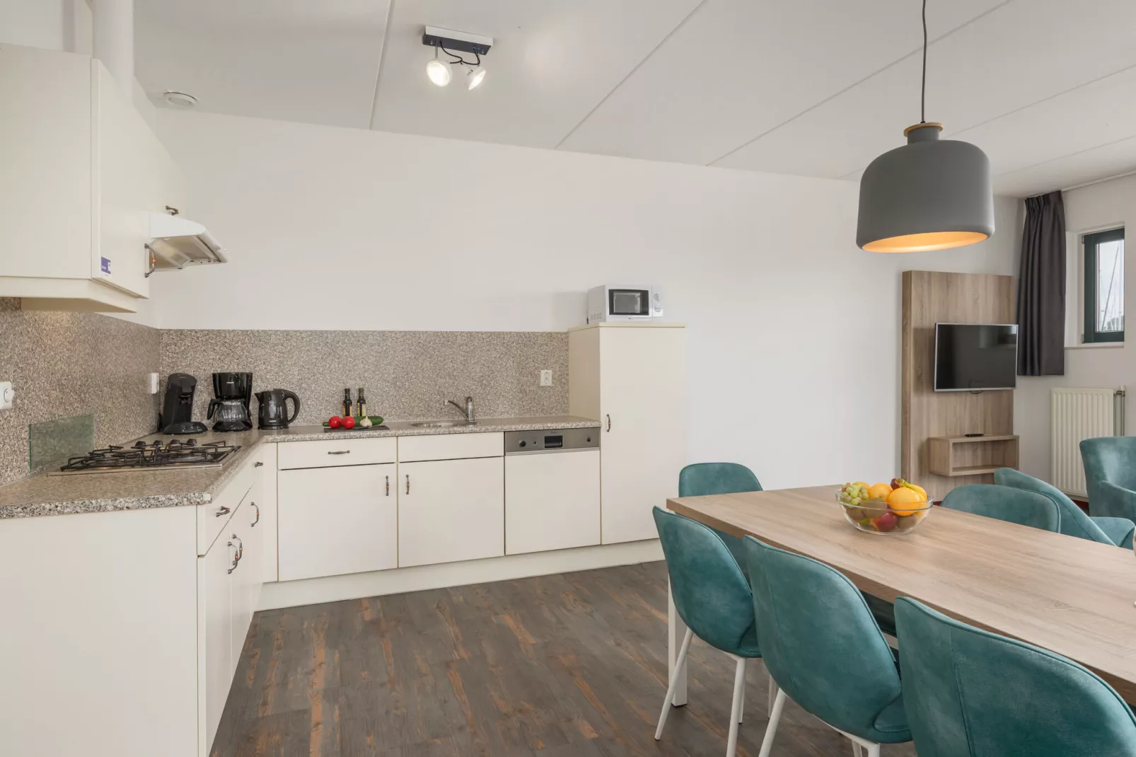 Marinapark Volendam 12-Kitchen