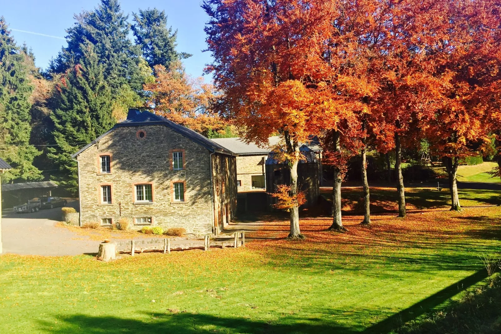 Le Moulin d'Halconreux-Exterior summer