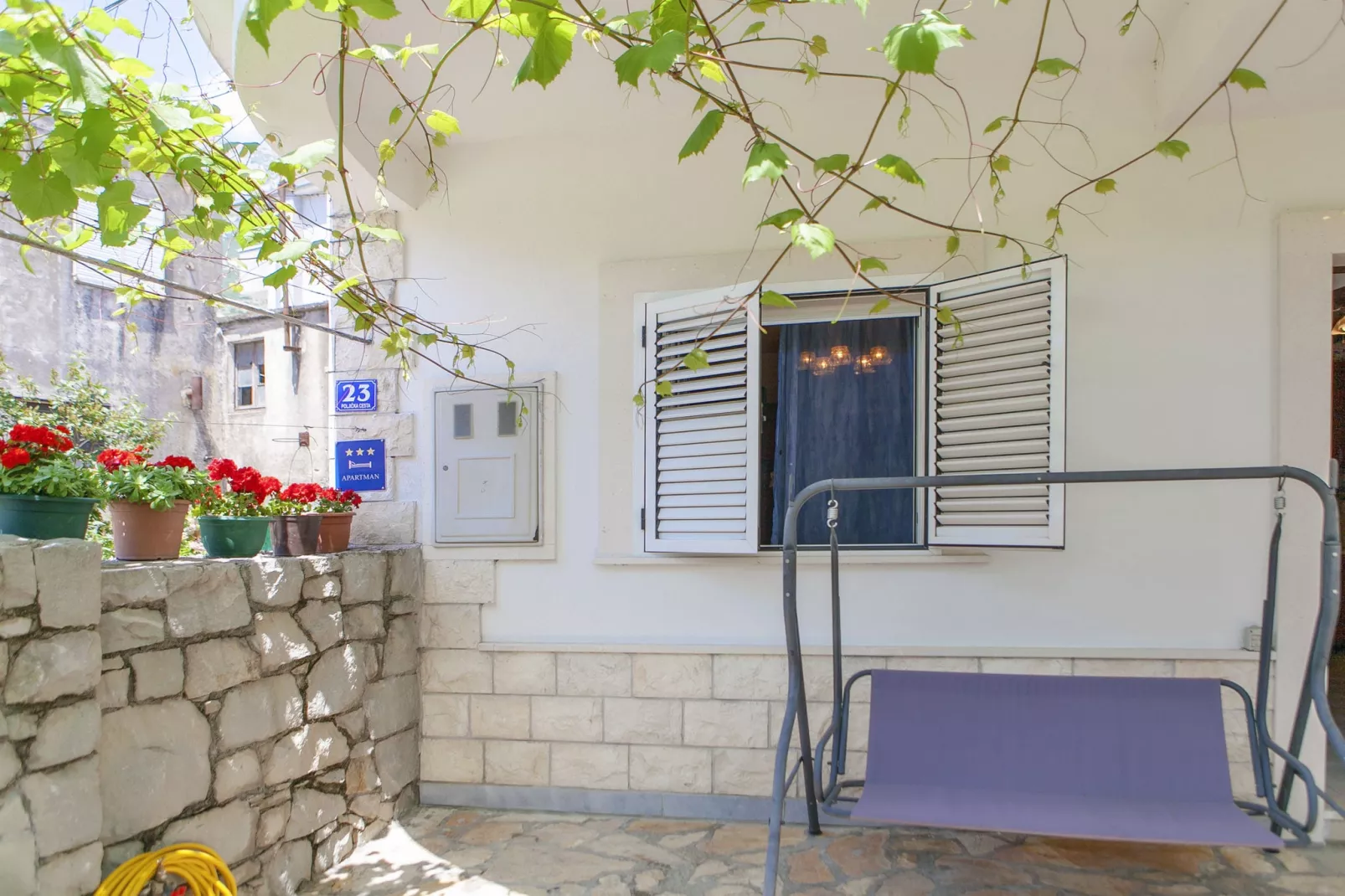 Rose apartment-Exterior summer