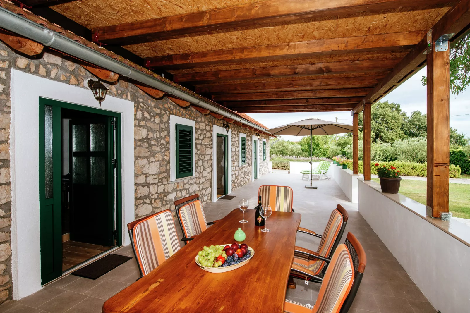 Holiday house Momo-Terrace balcony