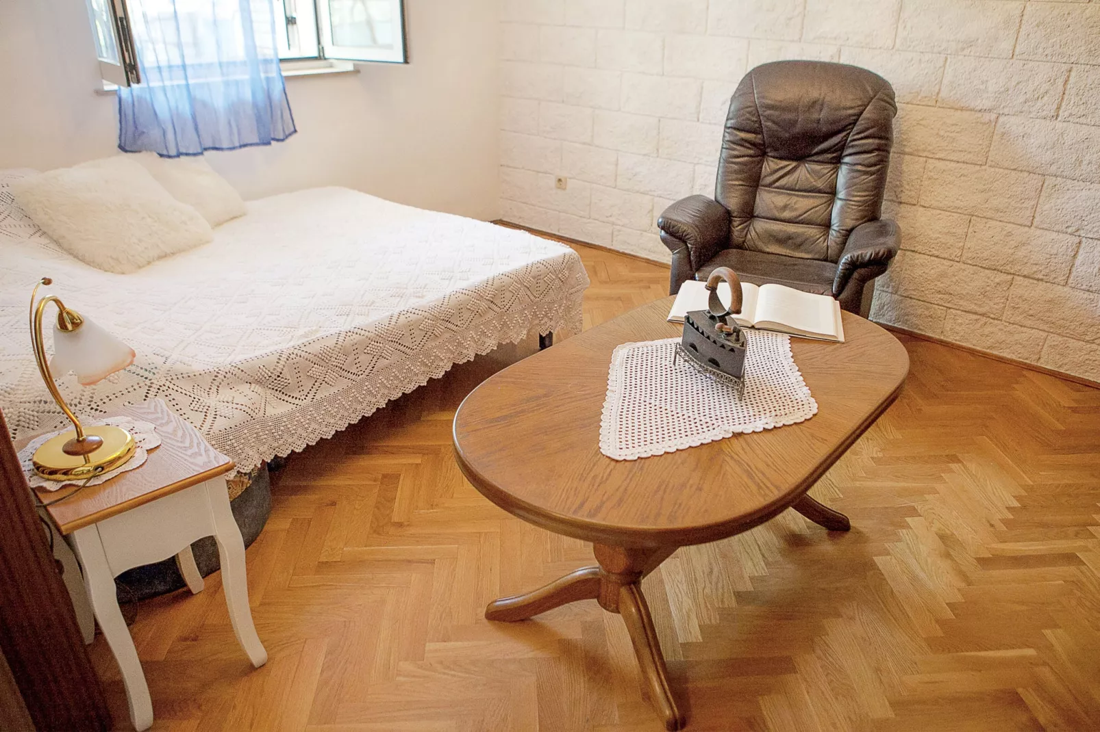 Rose apartment-Bedroom