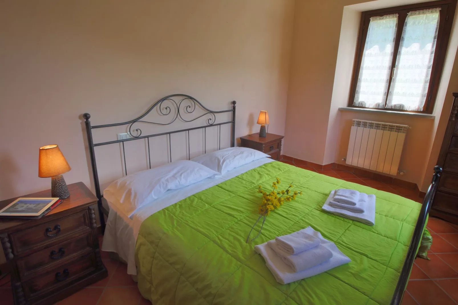 Rosa Bianca-Bedroom