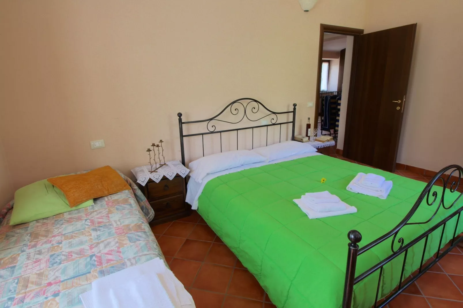 Rosa Bianca-Bedroom
