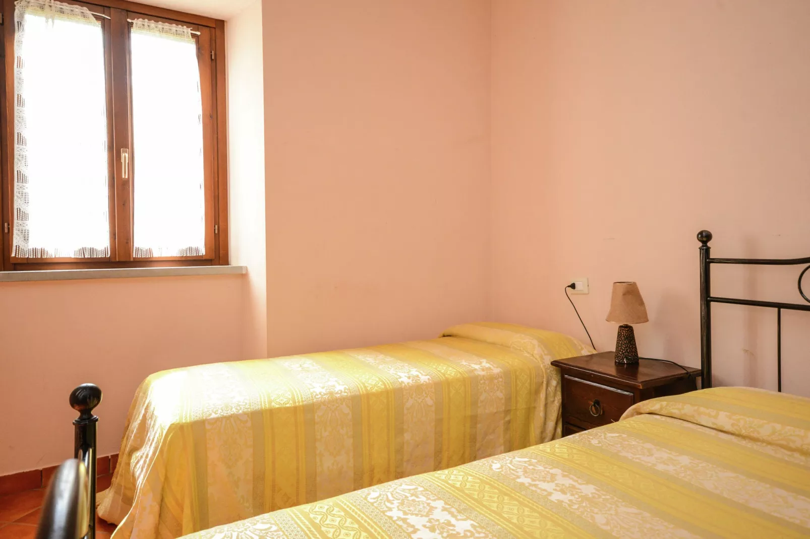 Rosa Bianca-Bedroom